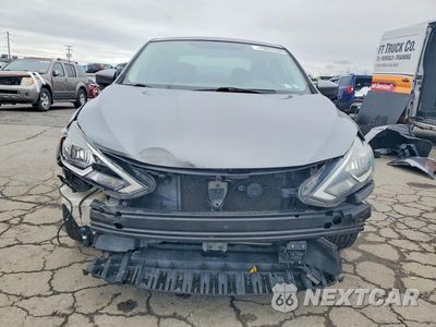 Piąte zdjęcie samochodu w środku: 2018 NISSAN SENTRA SV VIN:3N1AB7APXJY258992 - miniatura
