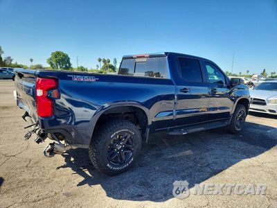 Trzecie zdjęcie samochodu z tyłu: 2020 CHEVROLET SILVERADO K1500 LT TRAIL BOSS VIN:1GCPYFEL1LZ271792 - miniatura