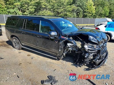 Czwarte zdjęcie samochodu z boku: 2026 CHEVROLET SUBURBAN K1500 Z71 VIN:1GNS6DKD6TR178582 - miniatura