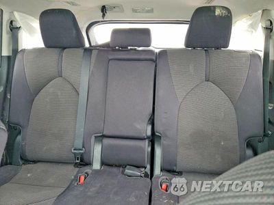Zdjęcie 10 z 13 samochodu: 2021 TOYOTA HIGHLANDER LE VIN:5TDBZRBH0MS116470 - miniatura