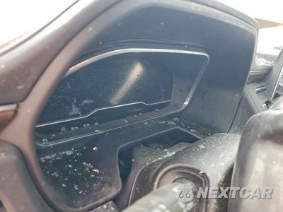 Zdjęcie 9 z 13 samochodu: 2022 CHEVROLET SUBURBAN K1500 PREMIER VIN:1GNSKFKL3NR268564 - miniatura