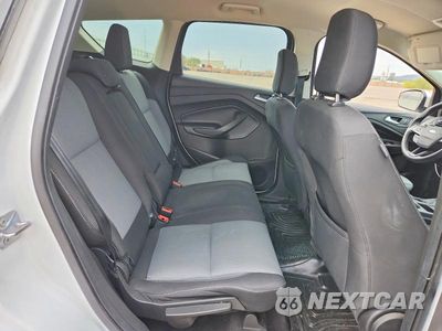 Zdjęcie 11 z 13 samochodu: 2018 FORD ESCAPE SE VIN:1FMCU9GD1JUC59777 - miniatura