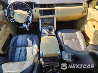 Zdjęcie 8 z 13 samochodu: 2016 LAND ROVER RANGE ROVER HSE VIN:SALGS2PF3GA317590 - miniatura