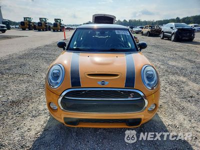 Piąte zdjęcie samochodu w środku: 2015 MINI COOPER S VIN:WMWXP7C59F2A34803 - miniatura