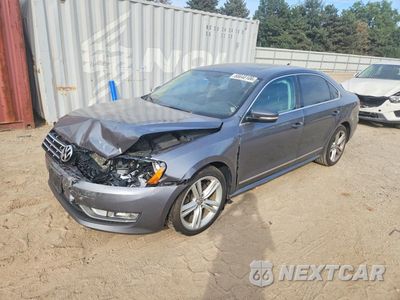 2015 VOLKSWAGEN PASSAT SEL 1VWCV7A32FC032565 - główne zdjęcie licytacji z USA - miniatura
