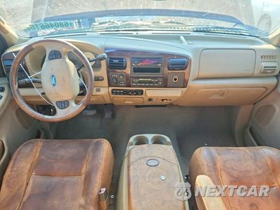 Zdjęcie 8 z 12 samochodu: 2005 FORD F350 SRW SUPER DUTY VIN:1FTWW31P55EB38522 - miniatura