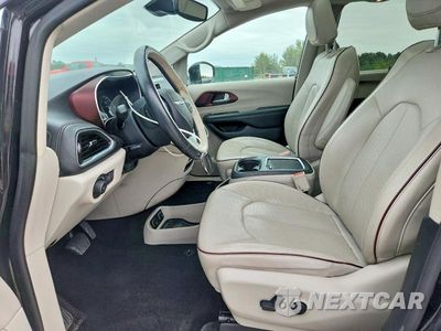 Zdjęcie 7 z 13 samochodu: 2018 CHRYSLER PACIFICA LIMITED VIN:2C4RC1GG2JR121594 - miniatura
