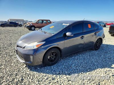 2015 TOYOTA PRIUS TWO JTDKN3DU3F0395776 - główne zdjęcie licytacji z USA - miniatura