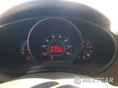 Zdjęcie 9 z 13 samochodu: 2016 KIA SOUL + VIN:KNDJP3A59G7833857 - miniatura