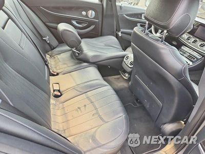 Zdjęcie 10 z 12 samochodu: 2017 MERCEDES-BENZ E 300 4MATIC VIN:WDDZF4KB9HA023686 - miniatura
