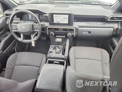 Zdjęcie 8 z 12 samochodu: 2025 TOYOTA TACOMA SR VIN:3TYKD5HN2ST024282 - miniatura