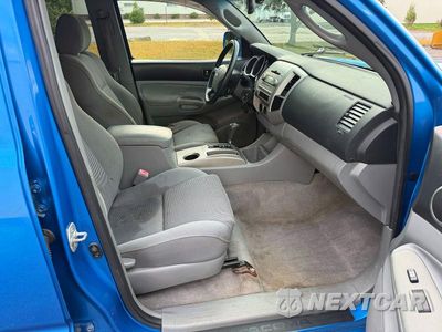 Piąte zdjęcie samochodu w środku: 2006 TOYOTA TACOMA DOUBLE CAB LONG BED VIN:5TEMU52N76Z300123 - miniatura