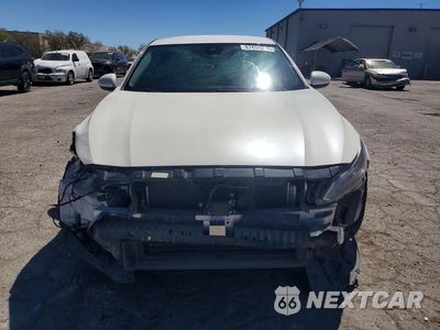 Piąte zdjęcie samochodu w środku: 2022 NISSAN ALTIMA SV VIN:1N4BL4DV5NN321285 - miniatura