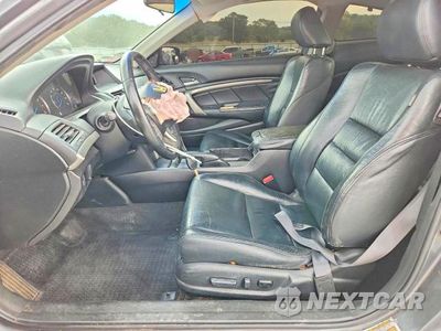 Zdjęcie 7 z 12 samochodu: 2010 HONDA ACCORD EXL VIN:1HGCS1B80AA000092 - miniatura
