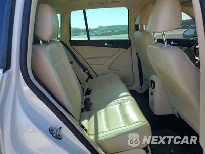 Zdjęcie 10 z 12 samochodu: 2017 VOLKSWAGEN TIGUAN WOLFSBURG VIN:WVGSV7AX0HK011882 - miniatura