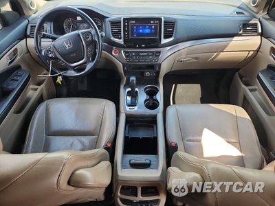 Zdjęcie 8 z 13 samochodu: 2016 HONDA PILOT EXL VIN:5FNYF5H5XGB020492 - miniatura