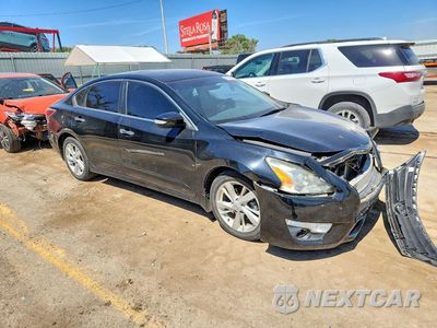 Czwarte zdjęcie samochodu z boku: 2015 NISSAN ALTIMA 2.5 SV VIN:1N4AL3AP5FC570789 - miniatura