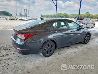 Trzecie zdjęcie samochodu z tyłu: 2021 HYUNDAI ELANTRA SEL VIN:5NPLM4AG9MH022897 - miniatura