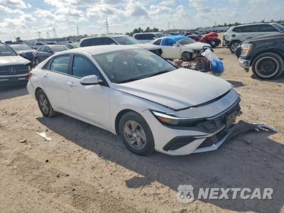 Czwarte zdjęcie samochodu z boku: 2026 HYUNDAI ELANTRA SE VIN:KMHLL4DG3TU225086 - miniatura