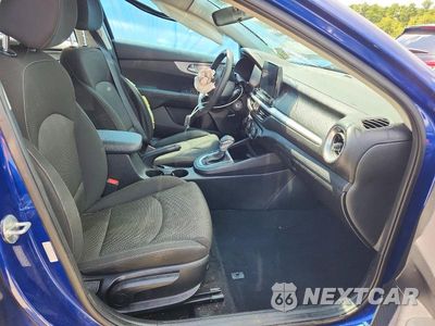 Zdjęcie 7 z 12 samochodu: 2023 KIA FORTE LXS VIN:3KPF24AD6PE661062 - miniatura