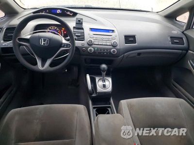 Zdjęcie 8 z 12 samochodu: 2010 HONDA CIVIC LX VIN:2HGFA1F53AH556284 - miniatura