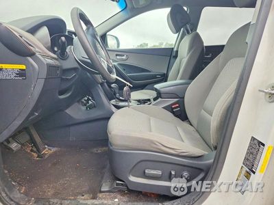 Zdjęcie 7 z 12 samochodu: 2017 HYUNDAI SANTA FE SE VIN:KM8SMDHF3HU201307 - miniatura