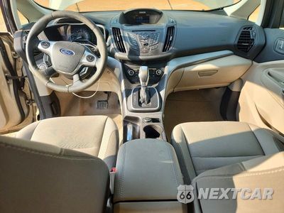 Zdjęcie 8 z 13 samochodu: 2015 FORD C-MAX SE VIN:1FADP5AU9FL119710 - miniatura