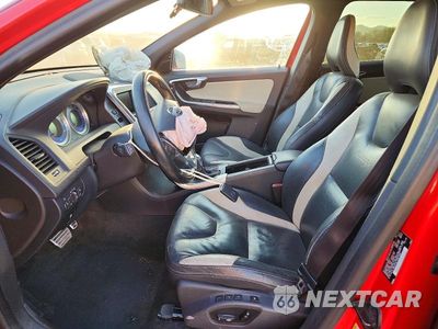 Zdjęcie 7 z 13 samochodu: 2013 VOLVO XC60 T6 VIN:YV4902DZ4D2387820 - miniatura