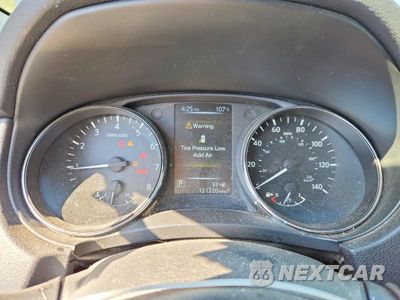 Zdjęcie 9 z 14 samochodu: 2017 NISSAN ROGUE SL VIN:5N1AT2MT2HC797742 - miniatura