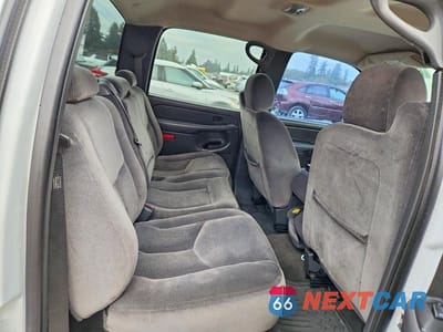 Zdjęcie 10 z 13 samochodu: 2004 GMC NEW SIERRA C1500 VIN:2GTEC13T741362152 - miniatura