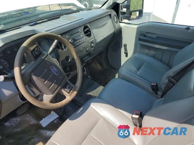 Zdjęcie 8 z 13 samochodu: 2015 FORD F350 SUPER DUTY DUMP TRUCK VIN:1FDRF3H69FEB00315 - miniatura
