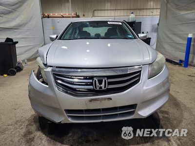 Piąte zdjęcie samochodu w środku: 2011 HONDA ACCORD LX VIN:1HGCP2F38BA146554 - miniatura