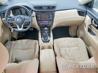 Zdjęcie 8 z 12 samochodu: 2017 NISSAN ROGUE SV VIN:KNMAT2MV5HP599252 - miniatura