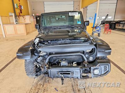 Piąte zdjęcie samochodu w środku: 2015 JEEP WRANGLER UNLIMITED SAHARA VIN:1C4HJWEG9FL661722 - miniatura