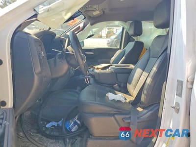 Zdjęcie 7 z 12 samochodu: 2019 CHEVROLET SILVERADO C1500 VIN:1GCRWAEH1KZ419046 - miniatura