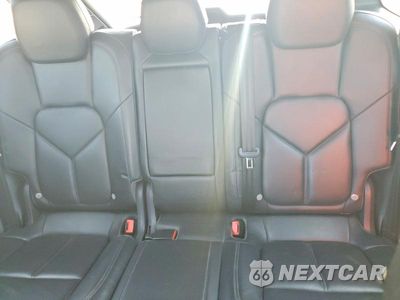 Zdjęcie 10 z 14 samochodu: 2014 PORSCHE CAYENNE GTS VIN:WP1AD2A28ELA74694 - miniatura