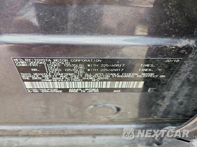 Zdjęcie 12 z 12 samochodu: 2018 TOYOTA RAV4 XLE VIN:JTMWFREV4JJ173842 - miniatura