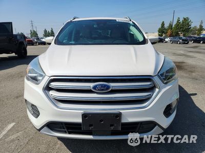 Piąte zdjęcie samochodu w środku: 2018 FORD ESCAPE TITANIUM VIN:1FMCU9J9XJUA24668 - miniatura