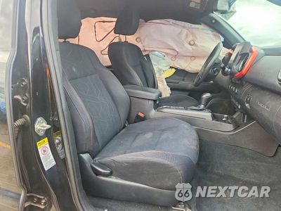 Zdjęcie 7 z 12 samochodu: 2016 TOYOTA TACOMA TRD OFF-ROAD VIN:3TMDZ5BN0GM001752 - miniatura