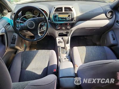 Zdjęcie 8 z 13 samochodu: 2002 TOYOTA RAV4 BASE VIN:JTEHH20V520133595 - miniatura