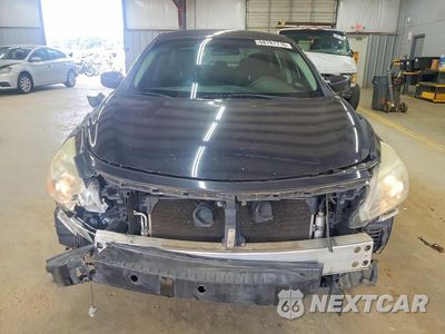 Piąte zdjęcie samochodu w środku: 2015 NISSAN ALTIMA 2.5 S VIN:1N4AL3AP8FN397743 - miniatura