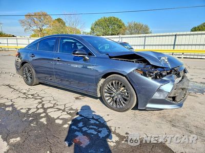 Czwarte zdjęcie samochodu z boku: 2021 TOYOTA AVALON XSE VIN:4T1EA1AB2MU007633 - miniatura