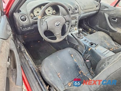 Zdjęcie 8 z 12 samochodu: 2005 MAZDA MX-5 MIATA BASE VIN:JM1NB353150414335 - miniatura