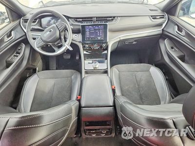 Zdjęcie 8 z 14 samochodu: 2025 JEEP GRAND CHEROKEE LAREDO VIN:1C4RJHAG3S8656910 - miniatura