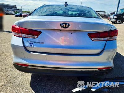 Zdjęcie 6 z 12 samochodu: 2017 KIA OPTIMA LX VIN:5XXGT4L38HG174461 - miniatura