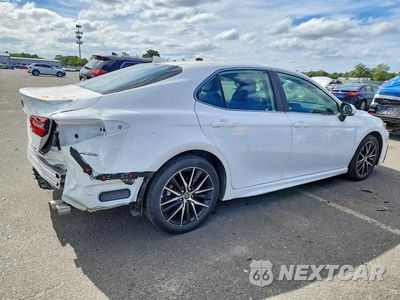 Trzecie zdjęcie samochodu z tyłu: 2024 TOYOTA CAMRY SE VIN:4T1G11BK3RU116567 - miniatura