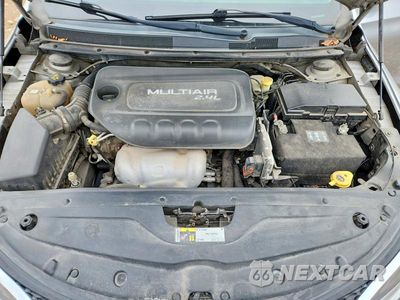 Zdjęcie 11 z 12 samochodu: 2016 CHRYSLER 200 LIMITED VIN:1C3CCCAB0GN123868 - miniatura
