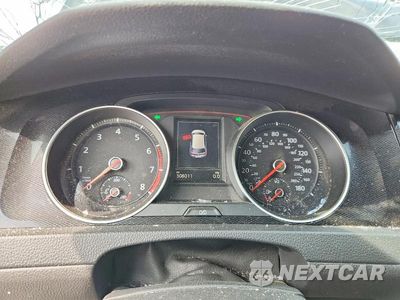 Zdjęcie 9 z 13 samochodu: 2015 VOLKSWAGEN GTI VIN:3VWYT7AUXFM061282 - miniatura