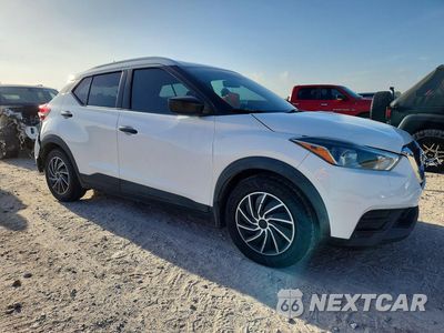 Czwarte zdjęcie samochodu z boku: 2019 NISSAN KICKS S VIN:3N1CP5CU2KL493404 - miniatura