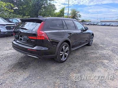 Czwarte zdjęcie samochodu z boku: 2026 VOLVO V60 CROSS COUNTRY PLUS VIN:YV4L12WK0T2170119 - miniatura